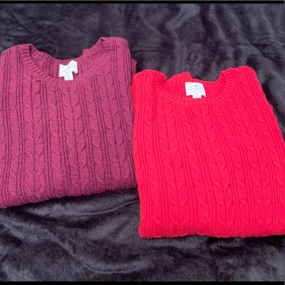 💐2 St John’s Bay sweaters💐